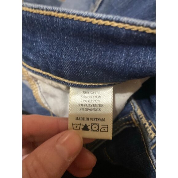 Sneak Peek Cropped Raw Hem Jeans - Picture 3 of 4